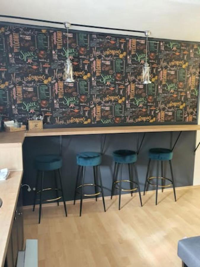 Geraeumige Wohnungen Zentrumsnah Schwandorf Bagian luar foto